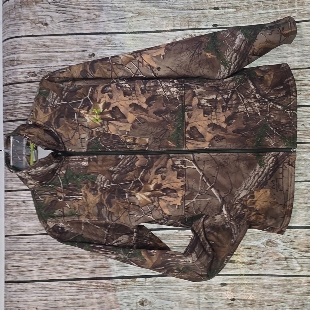 Under Armour Realtree camo jacket